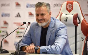 José Boto muda rota: Flamengo esfria Marcos Leonardo e busca centroavante sustentável