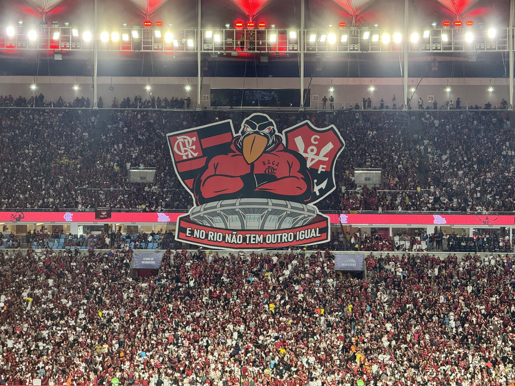 Flamengo x Palmeiras: organizadas ensaiam uníssono para transformar o Maracanã