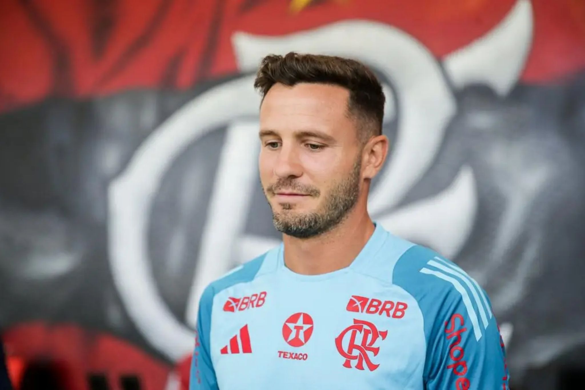 Flamengo x Palmeiras: Saúl é dúvida, De la Cruz e Allan disponíveis e antidoping surpresa agita Ninho do Urubu