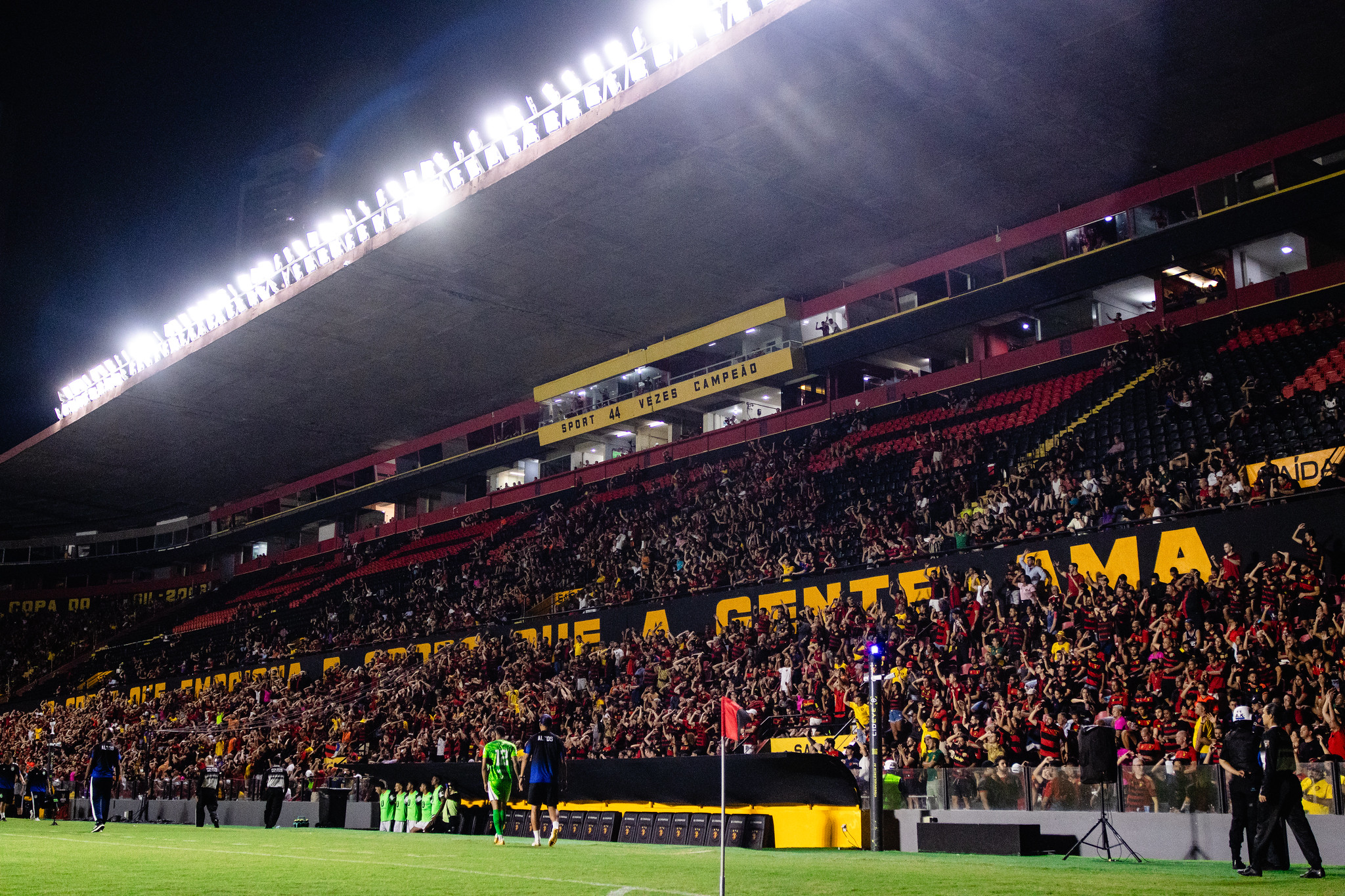 Flamengo x Sport volta à Ilha do Retiro após Arena de Pernambuco ser ocupada por evento