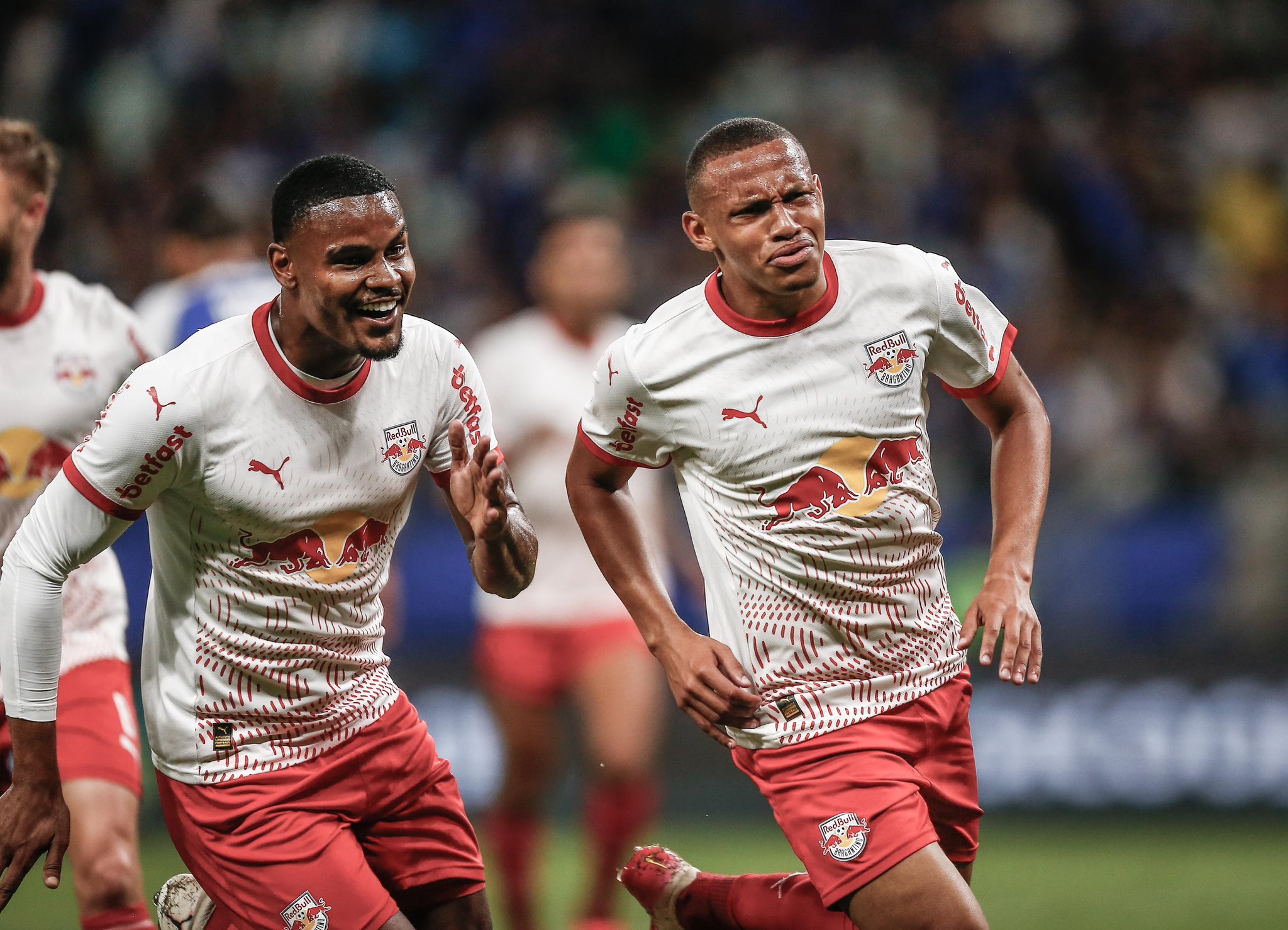 Jhon Jhon critica arbitragem após derrota e esquenta clima para Palmeiras x Flamengo