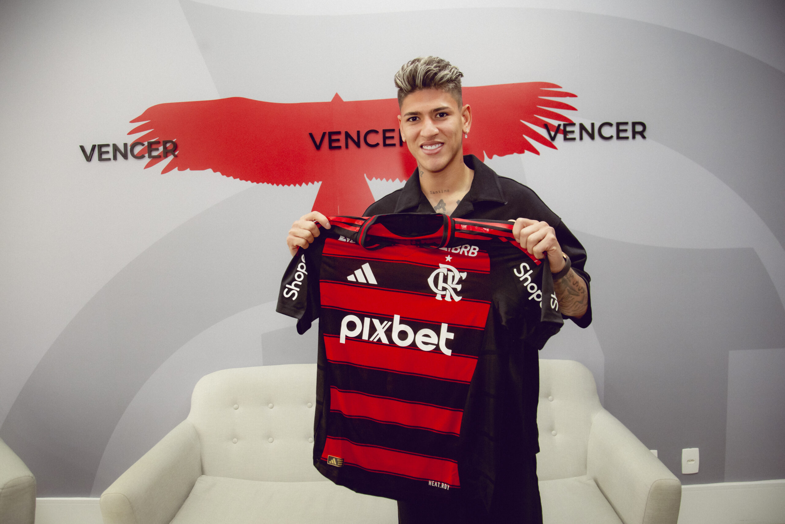 Jorge Carrascal cresce no Flamengo: impacto tático e números que justificam a aposta