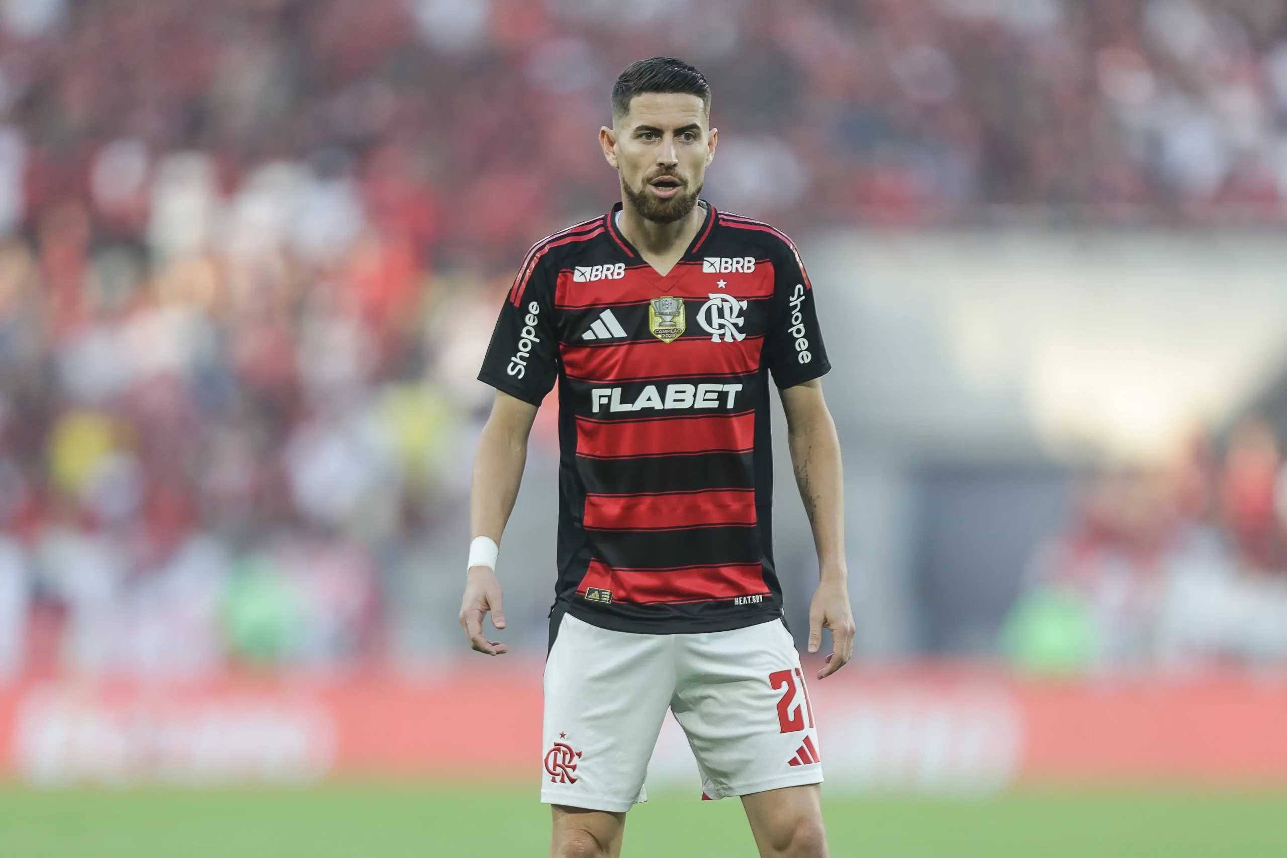 Jorginho vira herói: pênalti sofrido por Pedro recoloca Flamengo na frente do Palmeiras