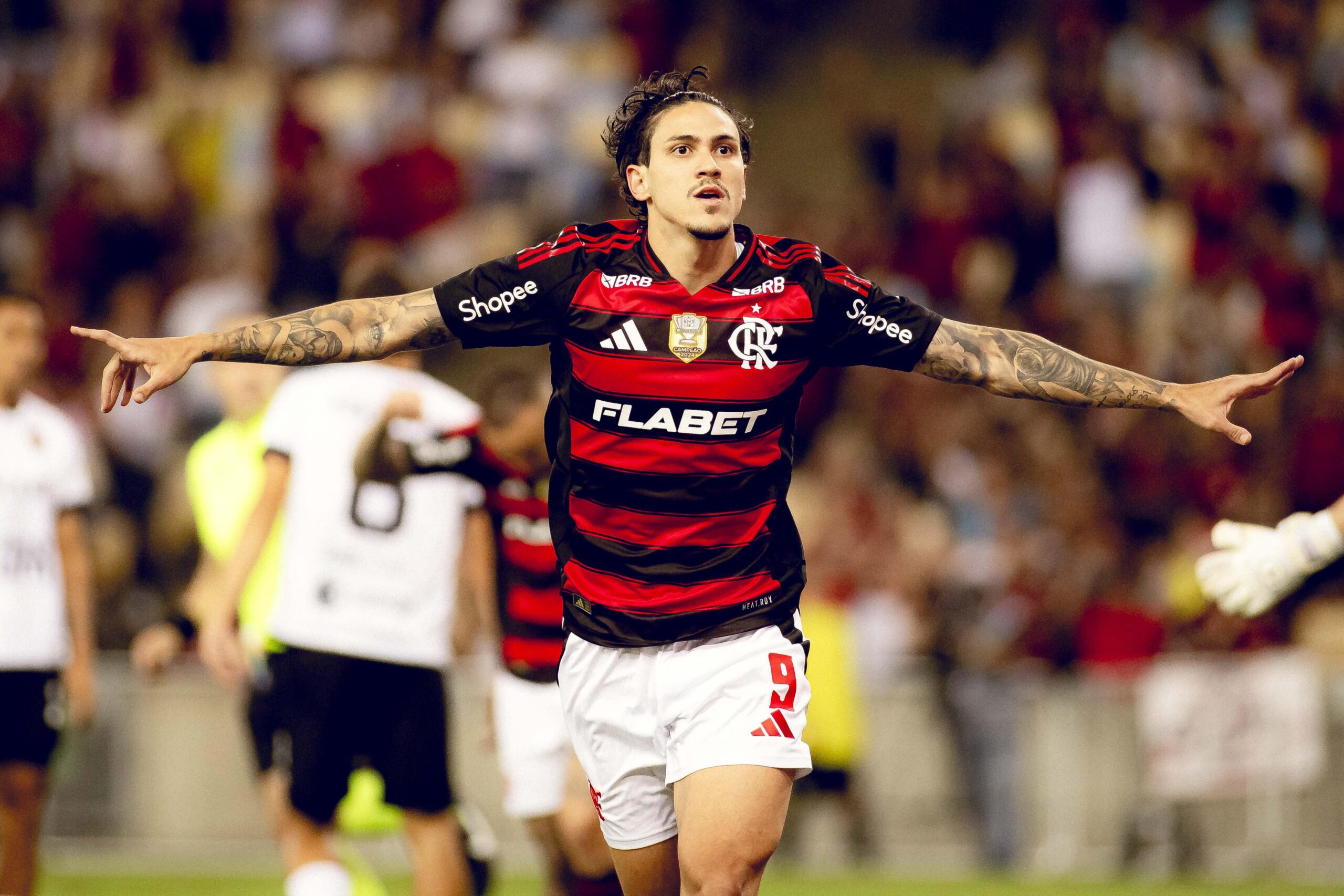 Renovação de Pedro no Flamengo trava e acende alerta sobre planejamento ofensivo