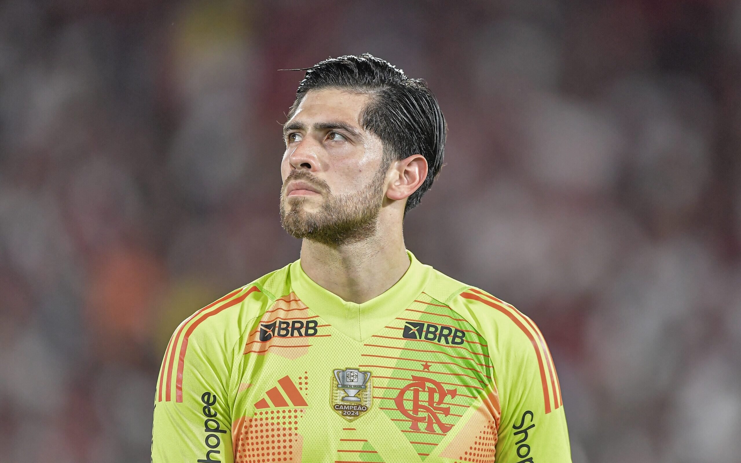 Rossi assume protagonismo no Flamengo e destaca influência de Ubaldo Fillol