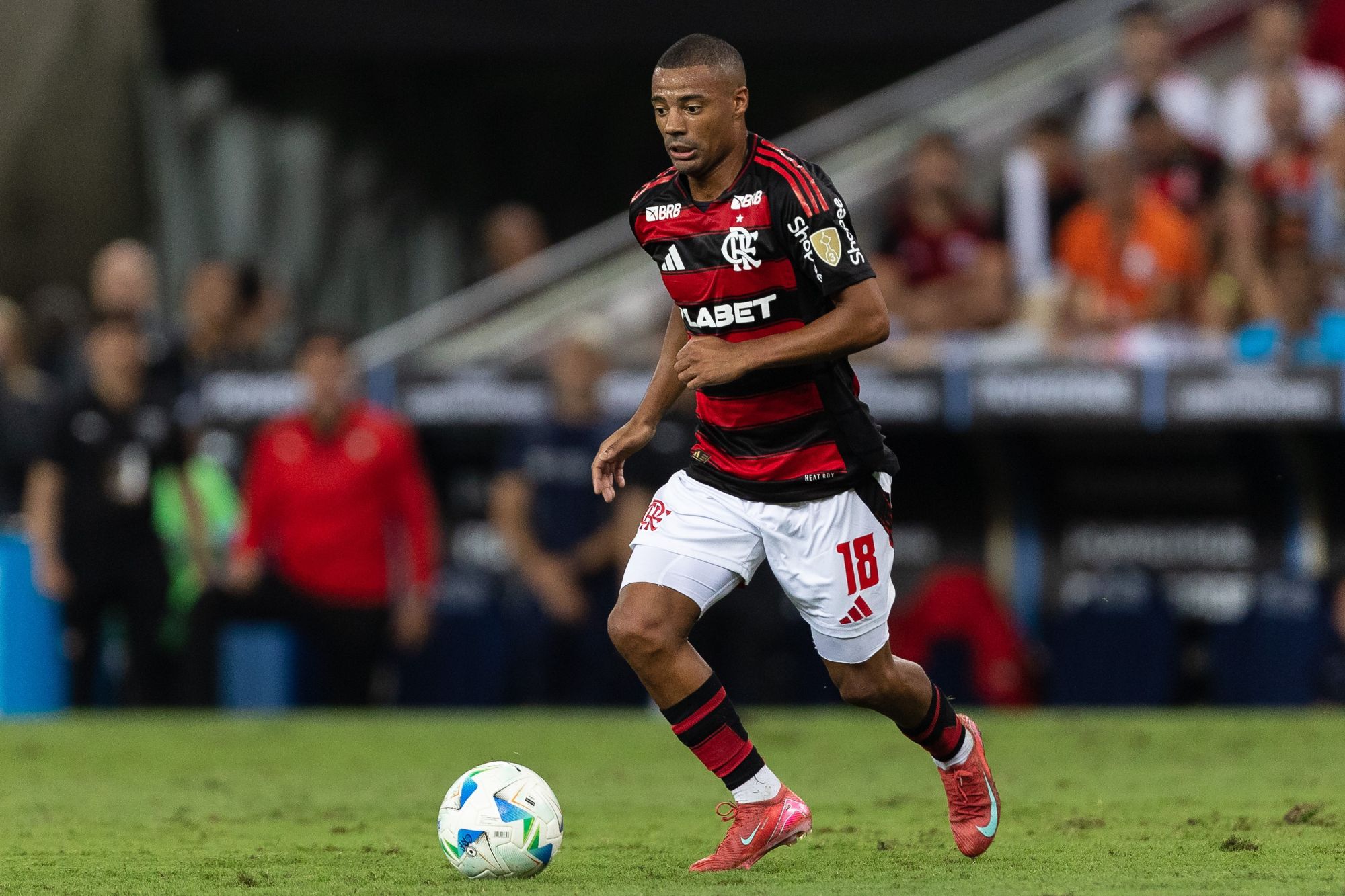 Ancelotti exalta Filipe Luís e Filipe Luís valoriza volta de De La Cruz em fase decisiva do Flamengo