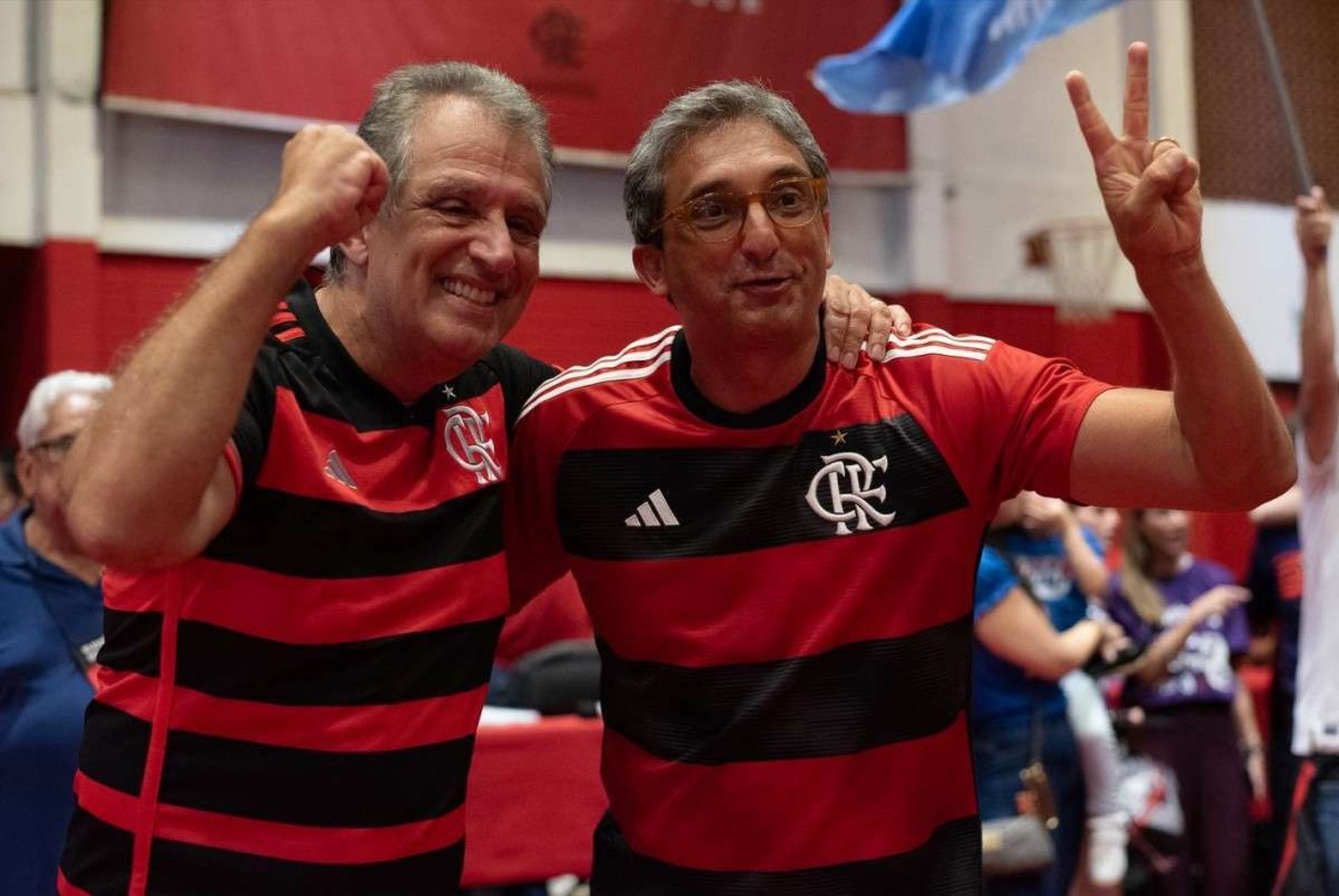 Clubes europeus homenageiam o Flamengo pelos 130 anos e celebram ídolos do Manto