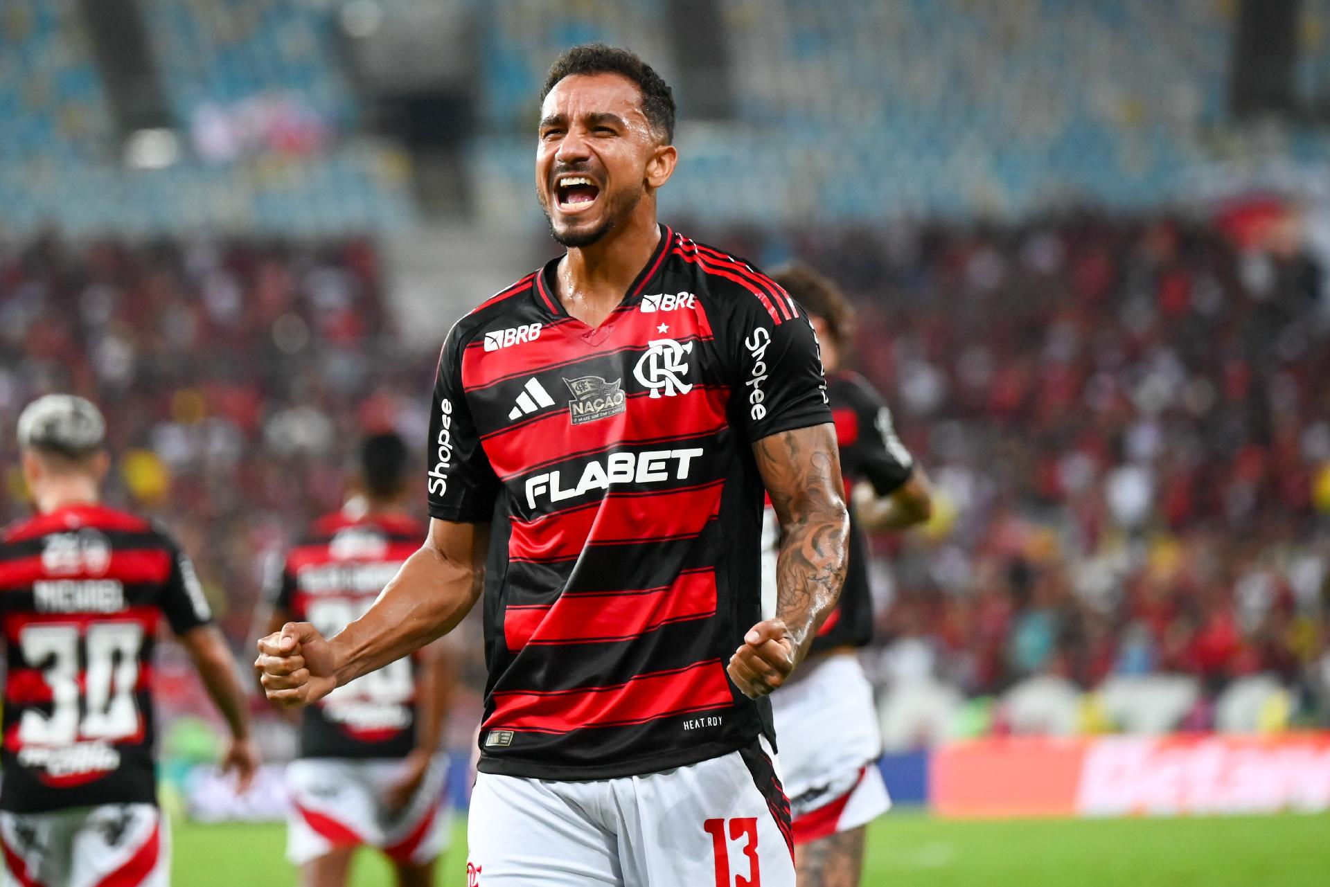 Danilo é convocado; Carrascal vai à Colômbia e altera planos do Flamengo