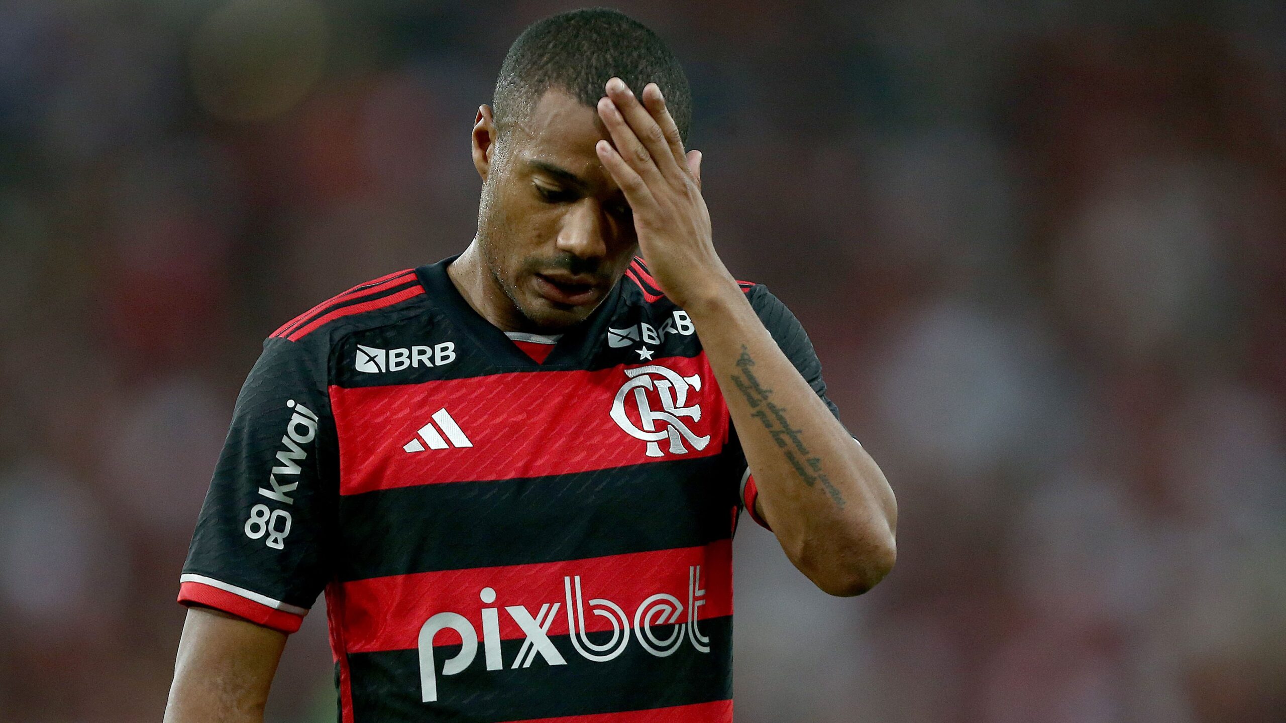 De La Cruz pede para não ser convocado e pode reforçar o Flamengo na reta final