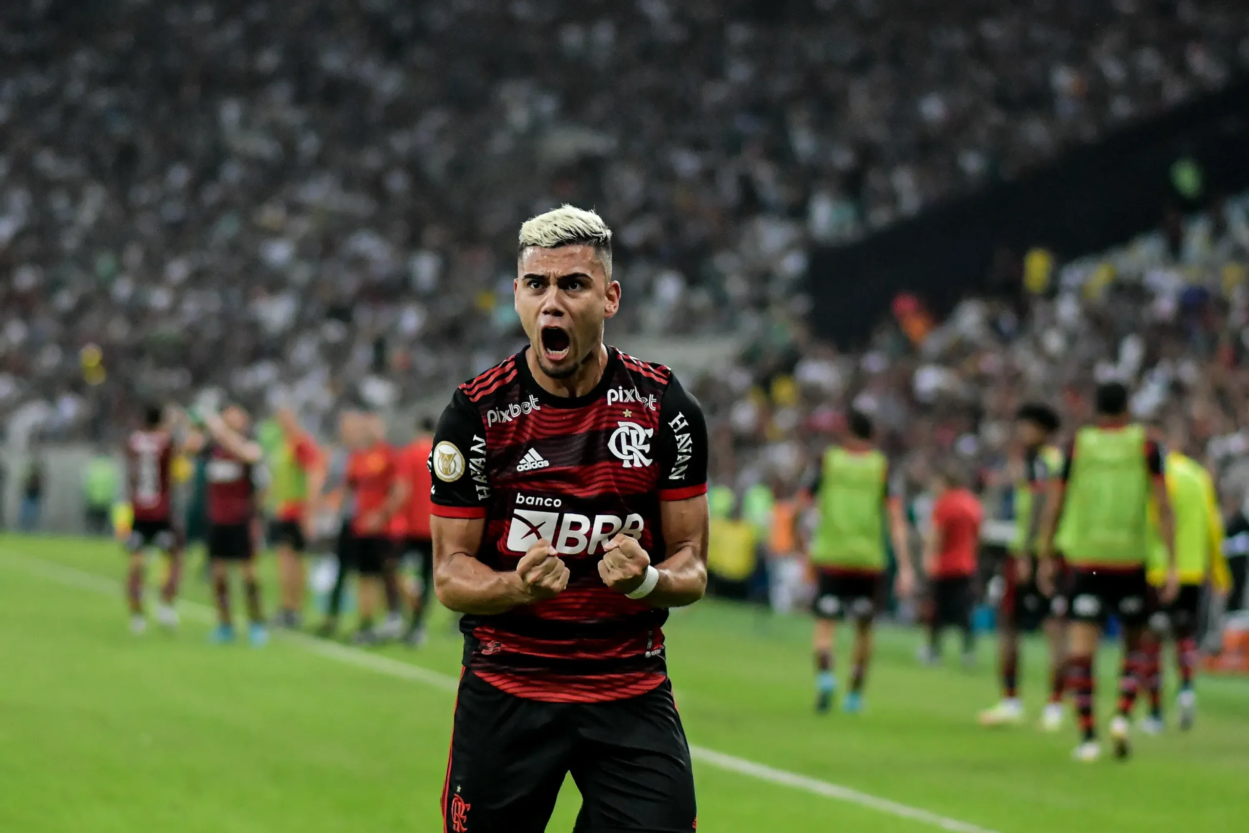 Flamengo cutuca Andreas Pereira e provoca reação após post interpretado como indireta a Leila Pereira
