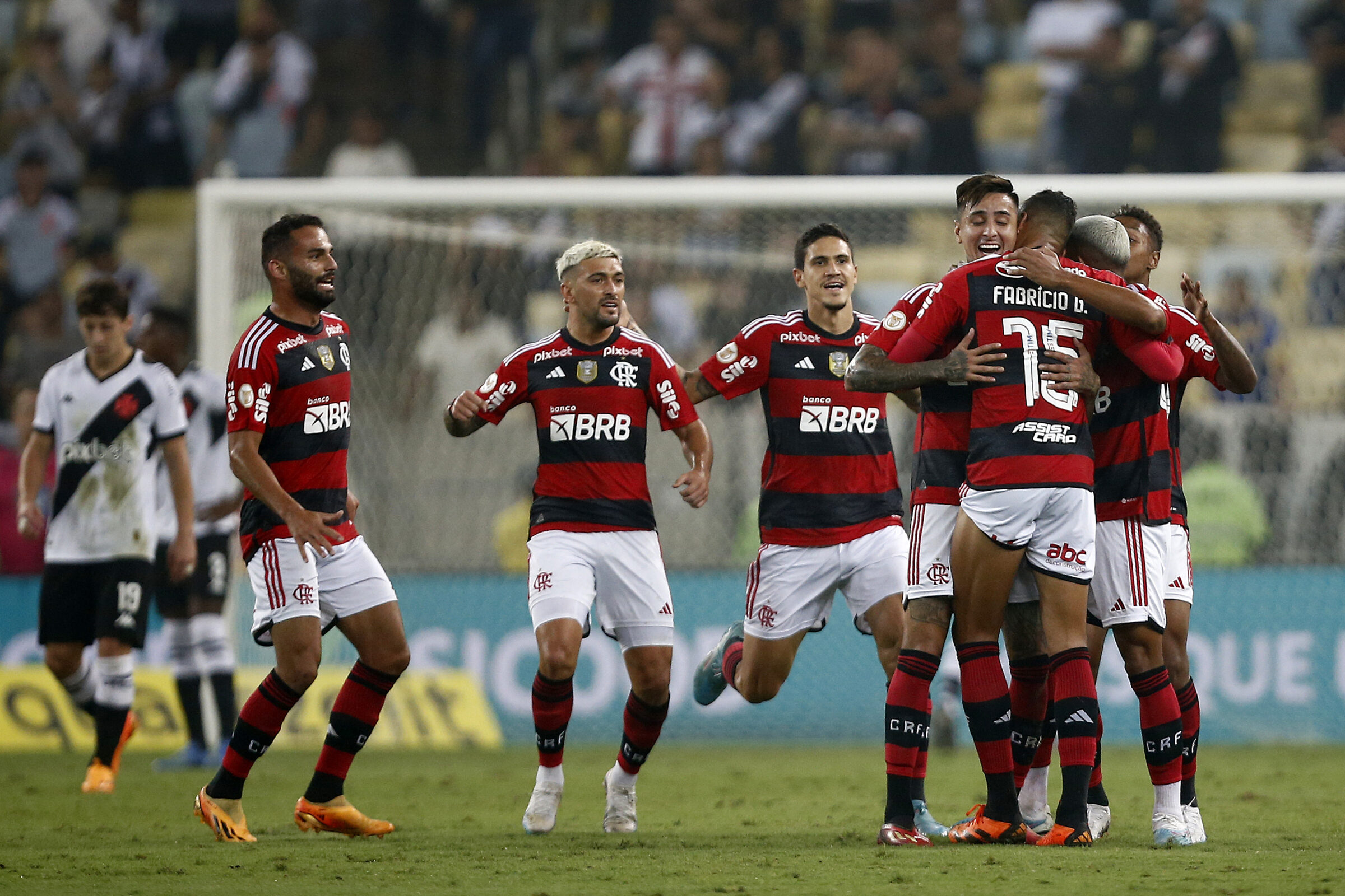 Flamengo encaminha renovação de titular absoluto e fortalece planejamento para a reta final