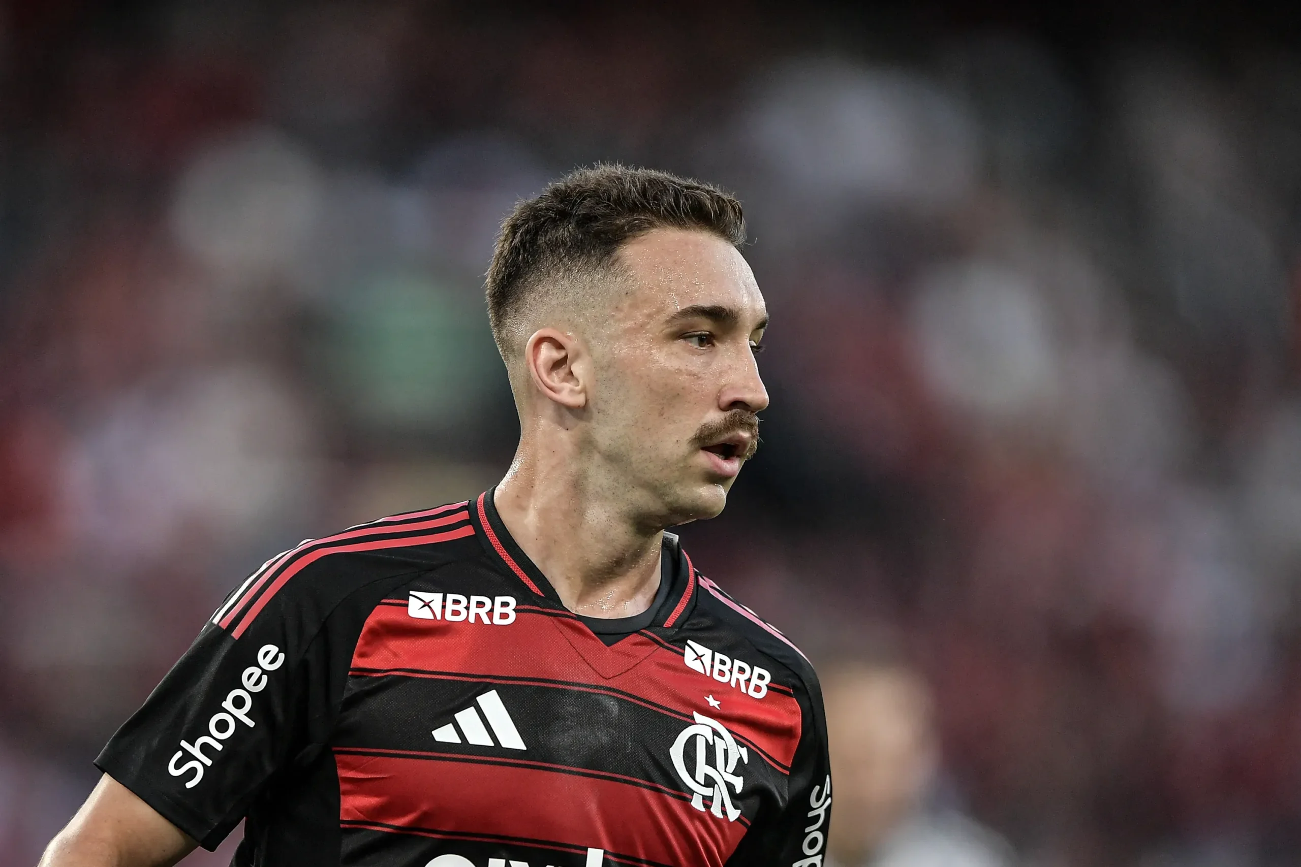 Flamengo traça cronograma para Léo Ortiz rumo à final da Libertadores