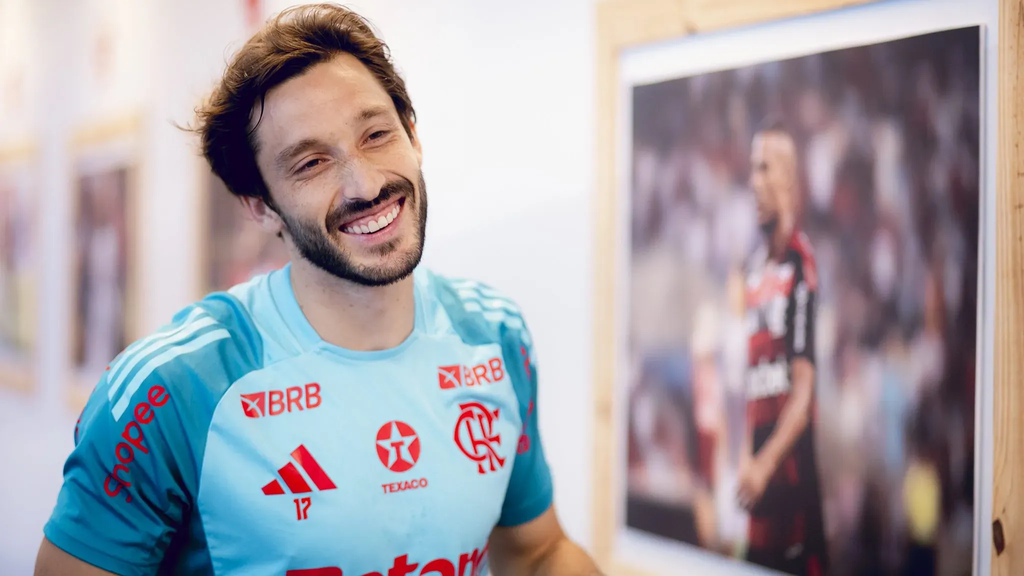 Ingressos liberados para Atlético‑MG x Flamengo: Viña fora dos relacionados e dirigente do Galo faz apelo