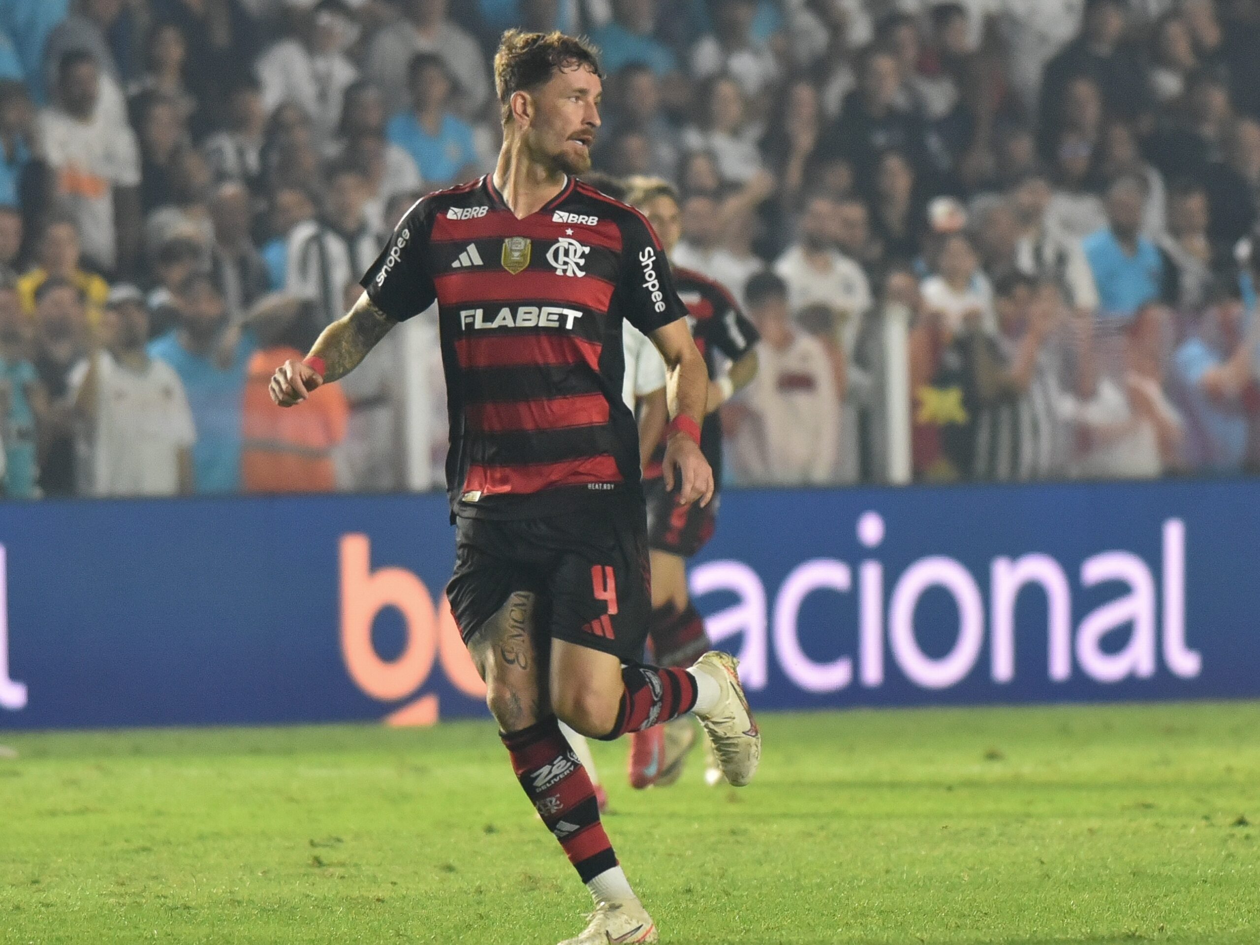 Léo Pereira vira foco do Flamengo: disciplina e estratégia para a final da Libertadores