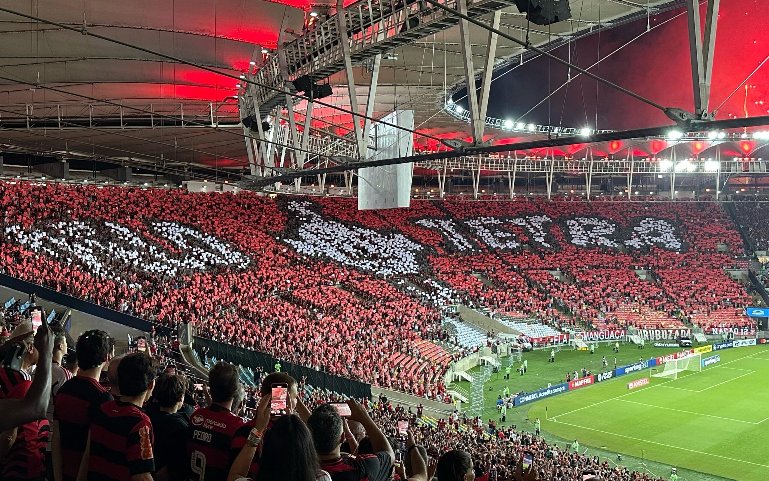 Torcida do Flamengo ultrapassa 1 milhão de ingressos vendidos no Brasileirão 2025