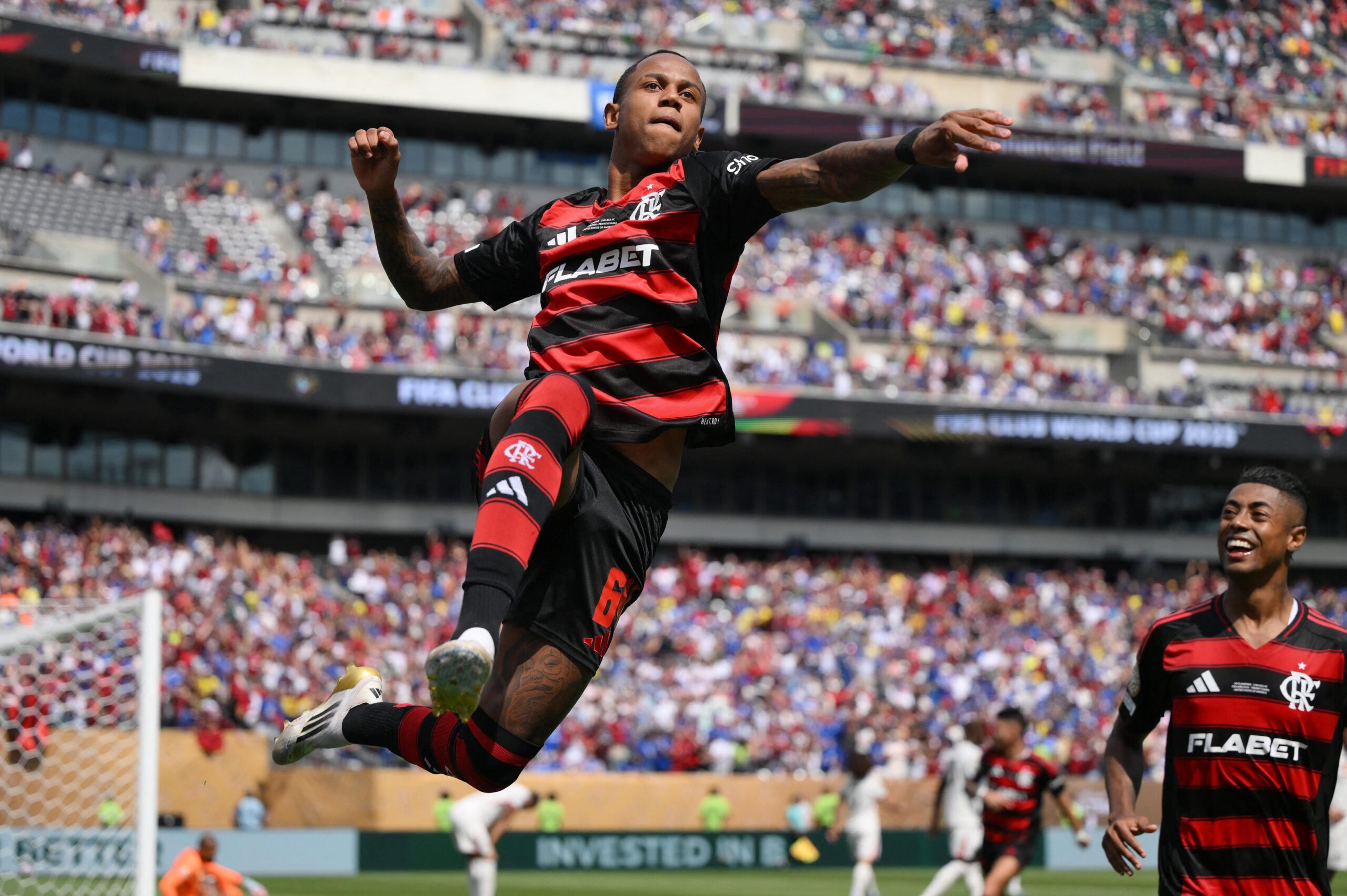 Wallace Yan: futuro indefinido no Flamengo e avaliação de mercado entre €10–12 milhões