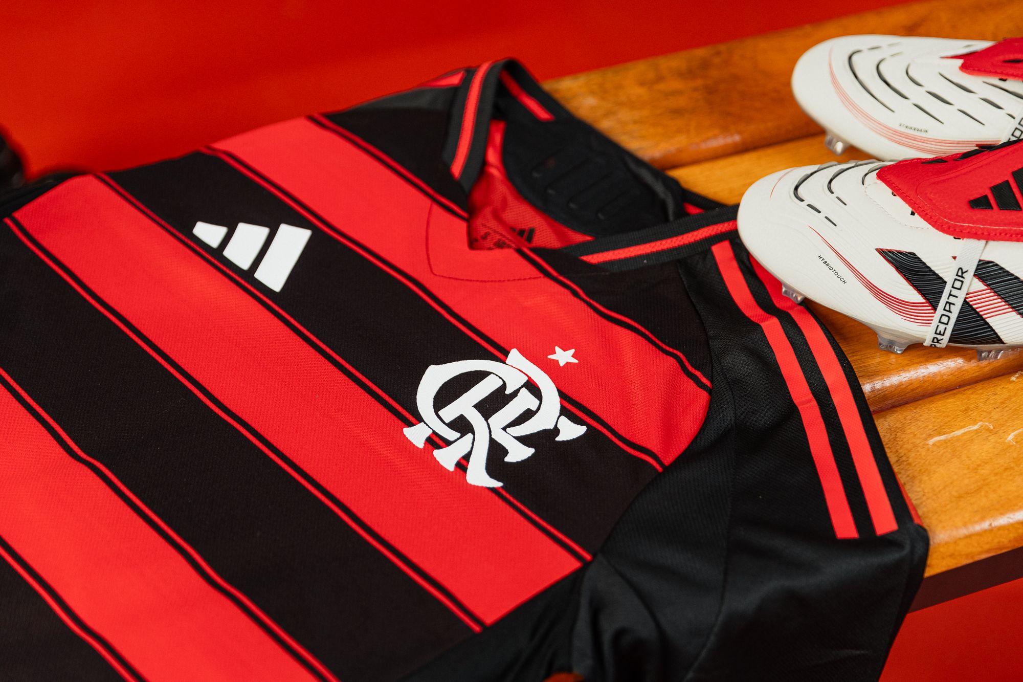 FIFA define uniformes para semifinal e Flamengo vira tema de emoção e viral com filho de MC Maneirinho