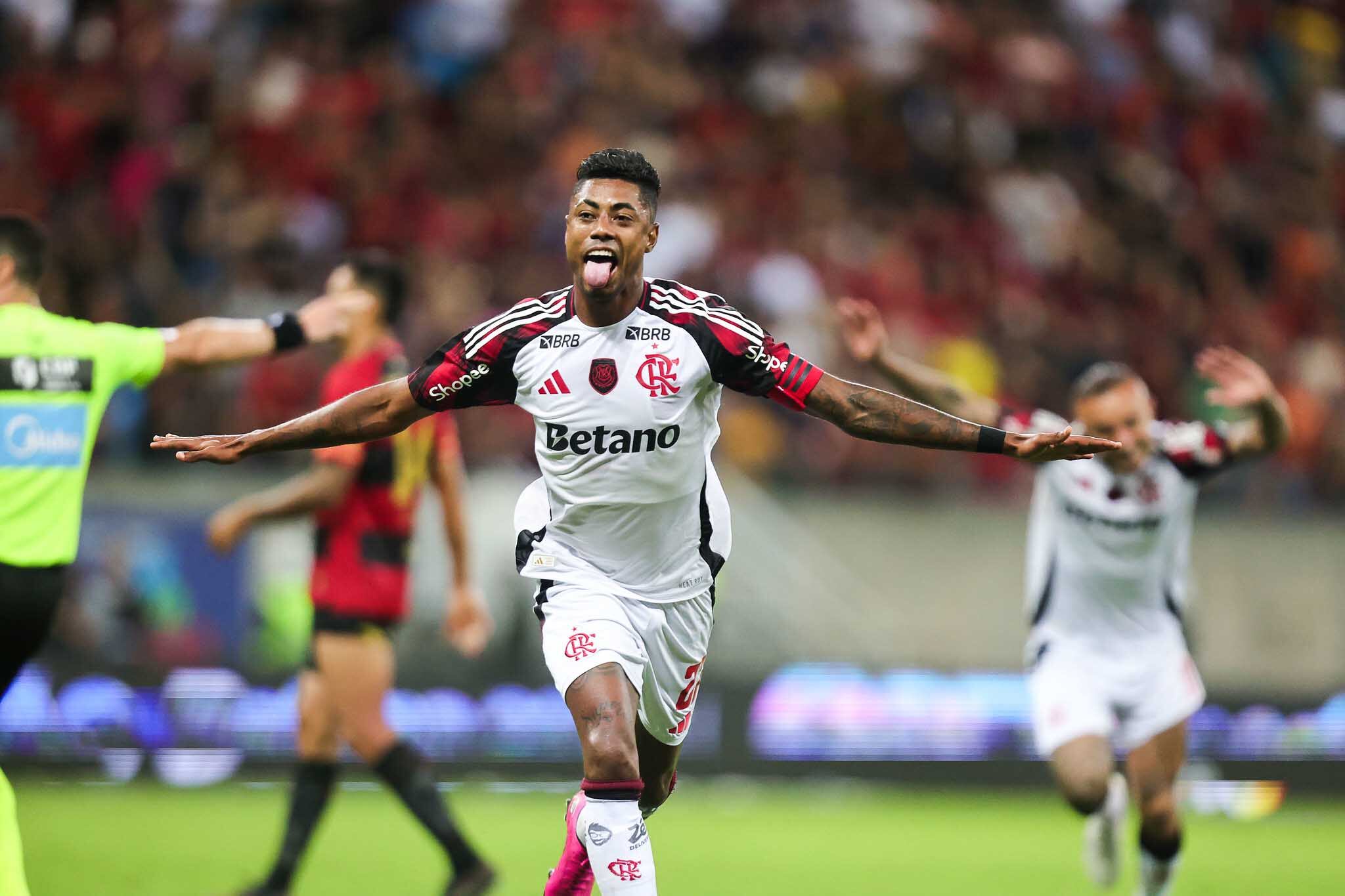 Flamengo celebra Brasileirão 2025: Rafinha invade festa, Léo Pereira emociona e José Boto responde a rivais