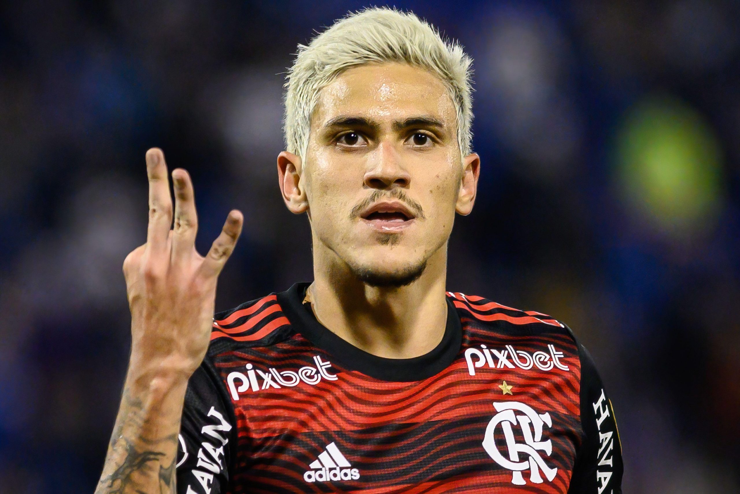 Flamengo mira atacante da Série A e corre para definir renovações de Filipe Luís e José Boto