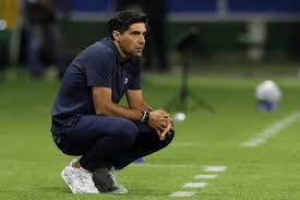 Abel recusa sair apesar de crise no Palmeiras contra Flamengo