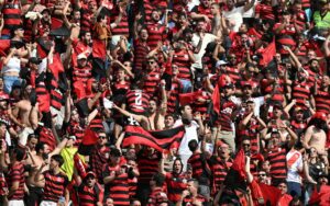 Torcida do Flamengo projeta revanche com PSG no Mundial de 2025