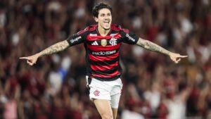 Pedro ATINGE marca históricA e consolida liderança do Flamengo na Libertadores
