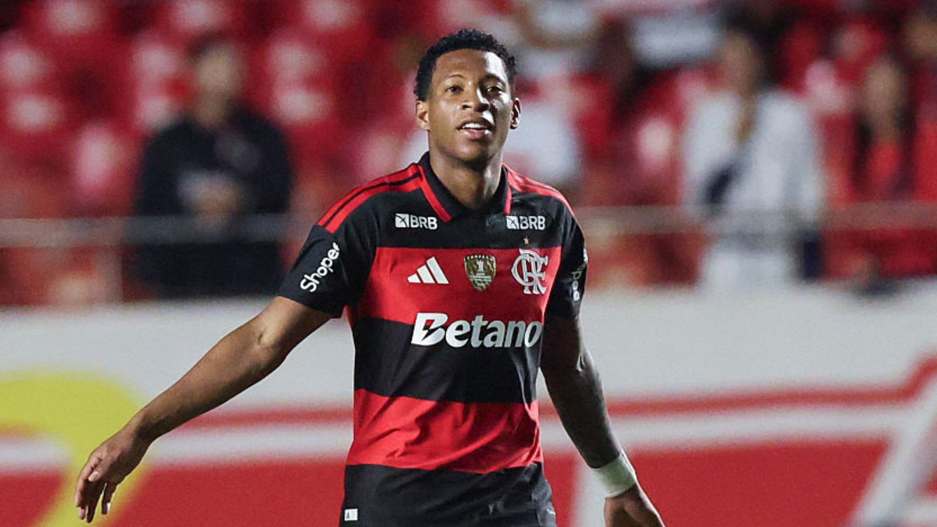Plata reativa fotos e volta a seguir Flamengo